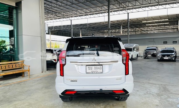 Buy Used Mitsubishi Pajero Sport White Car in Bangkok in Bangkok Buy Used Mitsubishi Pajero Sport White Car in Bangkok in Bangkok