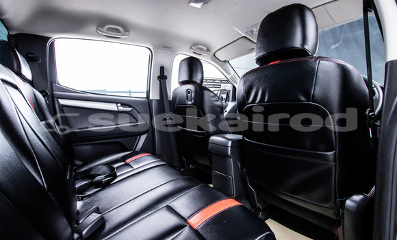 Buy Used Isuzu D-Max White Car in Bangkok in Bangkok Buy Used Isuzu D-Max White Car in Bangkok in Bangkok