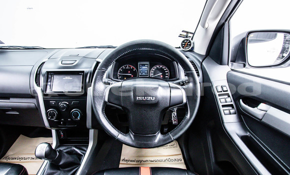 Buy Used Isuzu D-Max White Car in Bangkok in Bangkok Buy Used Isuzu D-Max White Car in Bangkok in Bangkok