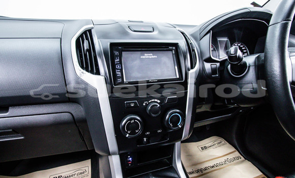 Buy Used Isuzu D-Max White Car in Bangkok in Bangkok Buy Used Isuzu D-Max White Car in Bangkok in Bangkok