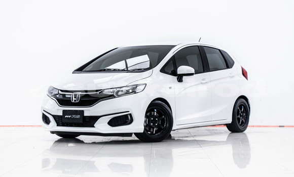 Buy Used Honda Jazz White Car in Bangkok in Bangkok Buy Used Honda Jazz White Car in Bangkok in Bangkok