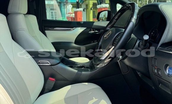 ซื้อ รถมือสอง Lexus CT สีดำ รถยนต์ ใน %{เมือง} ใน กรุงเทพมหานคร ซื้อ รถมือสอง Lexus CT สีดำ รถยนต์ ใน %{เมือง} ใน กรุงเทพมหานคร