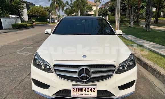 Buy Used Mercedes‒Benz 290 White Car in Bangkok in Bangkok
