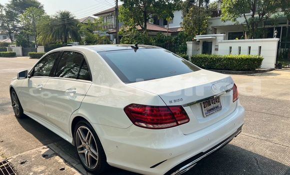 ซื้อ รถมือสอง Mercedes‒Benz 290 ขาว รถยนต์ ใน %{เมือง} ใน กรุงเทพมหานคร ซื้อ รถมือสอง Mercedes‒Benz 290 ขาว รถยนต์ ใน %{เมือง} ใน กรุงเทพมหานคร