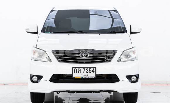 Buy Used Toyota Innova White Car in Bangkok in Bangkok
