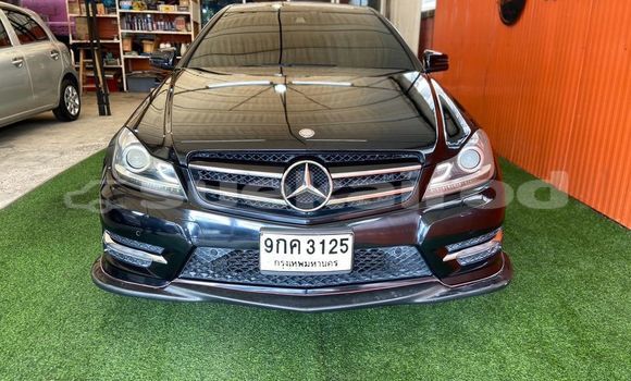 ซื้อ รถมือสอง Mercedes‒Benz C–Class สีดำ รถยนต์ ใน %{เมือง} ใน กรุงเทพมหานคร ซื้อ รถมือสอง Mercedes‒Benz C–Class สีดำ รถยนต์ ใน %{เมือง} ใน กรุงเทพมหานคร