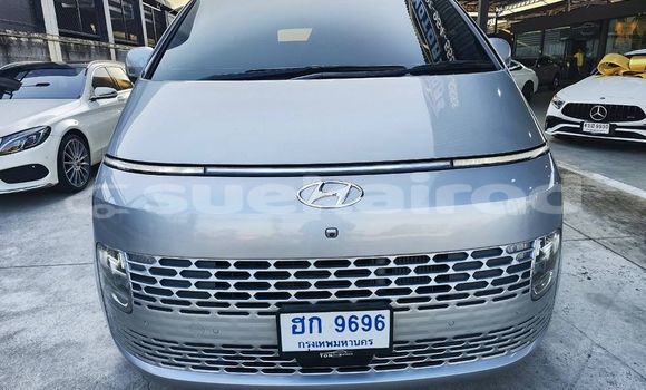 ซื้อ รถมือสอง Hyundai Starex อื่น ๆ รถยนต์ ใน %{เมือง} ใน กรุงเทพมหานคร