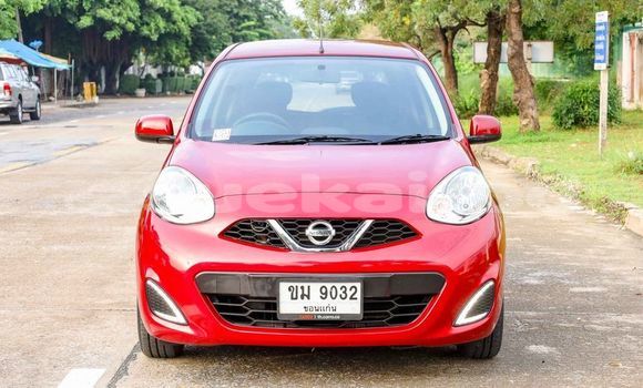 ซื้อ รถมือสอง Nissan March สีแดง รถยนต์ ใน %{เมือง} ใน กรุงเทพมหานคร