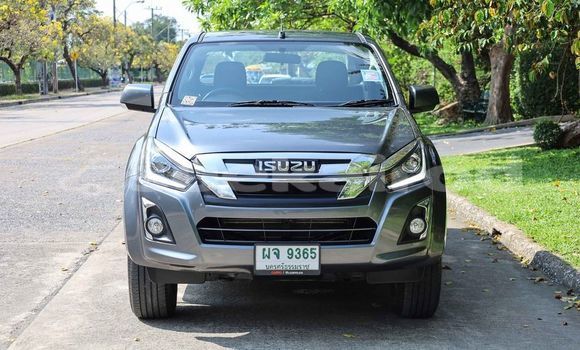 ซื้อ รถมือสอง Isuzu D–MAX อื่น ๆ รถยนต์ ใน %{เมือง} ใน กรุงเทพมหานคร