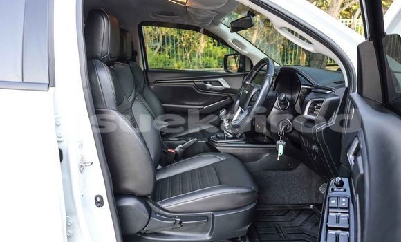 ซื้อ รถมือสอง Isuzu D-Max ขาว รถยนต์ ใน %{เมือง} ใน กรุงเทพมหานคร ซื้อ รถมือสอง Isuzu D-Max ขาว รถยนต์ ใน %{เมือง} ใน กรุงเทพมหานคร