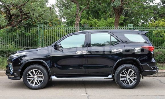 ซื้อ รถมือสอง Toyota Fortuner สีดำ รถยนต์ ใน %{เมือง} ใน กรุงเทพมหานคร ซื้อ รถมือสอง Toyota Fortuner สีดำ รถยนต์ ใน %{เมือง} ใน กรุงเทพมหานคร