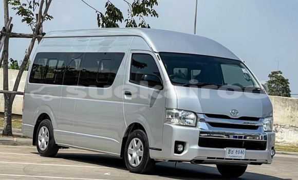 ซื้อ รถมือสอง Toyota Commuter เงิน รถยนต์ ใน %{เมือง} ใน กรุงเทพมหานคร ซื้อ รถมือสอง Toyota Commuter เงิน รถยนต์ ใน %{เมือง} ใน กรุงเทพมหานคร