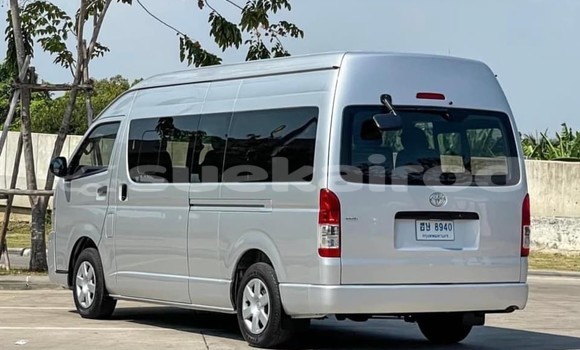 ซื้อ รถมือสอง Toyota Commuter เงิน รถยนต์ ใน %{เมือง} ใน กรุงเทพมหานคร ซื้อ รถมือสอง Toyota Commuter เงิน รถยนต์ ใน %{เมือง} ใน กรุงเทพมหานคร