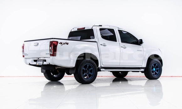 ซื้อ รถมือสอง Isuzu D-Max ขาว รถยนต์ ใน %{เมือง} ใน กรุงเทพมหานคร ซื้อ รถมือสอง Isuzu D-Max ขาว รถยนต์ ใน %{เมือง} ใน กรุงเทพมหานคร