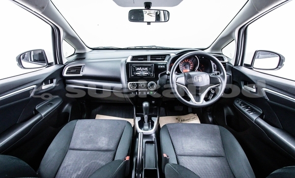 Buy Used Honda Jazz White Car in Bangkok in Bangkok Buy Used Honda Jazz White Car in Bangkok in Bangkok