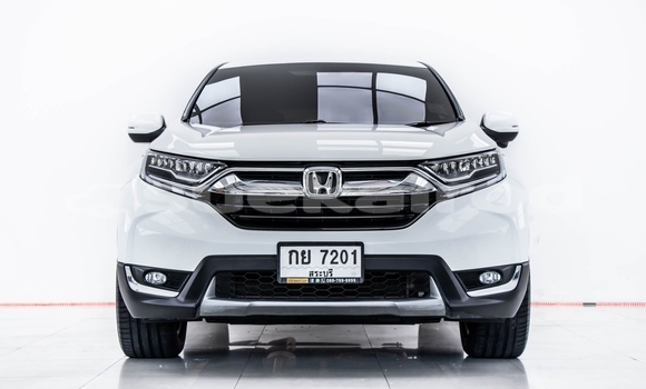 Buy Used Honda CR–V White Car in Bangkok in Bangkok
