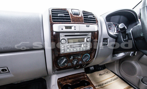 Buy Used Isuzu MU-7 White Car in Bangkok in Bangkok Buy Used Isuzu MU-7 White Car in Bangkok in Bangkok