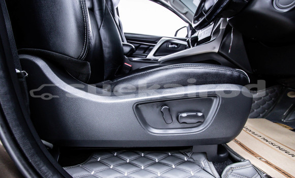 ซื้อ รถมือสอง Mitsubishi Pajero Sport สีน้ำตาล รถยนต์ ใน %{เมือง} ใน กรุงเทพมหานคร ซื้อ รถมือสอง Mitsubishi Pajero Sport สีน้ำตาล รถยนต์ ใน %{เมือง} ใน กรุงเทพมหานคร