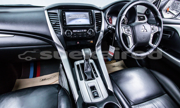 ซื้อ รถมือสอง Mitsubishi Pajero Sport สีน้ำตาล รถยนต์ ใน %{เมือง} ใน กรุงเทพมหานคร ซื้อ รถมือสอง Mitsubishi Pajero Sport สีน้ำตาล รถยนต์ ใน %{เมือง} ใน กรุงเทพมหานคร