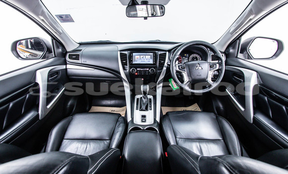 Buy Used Mitsubishi Pajero Sport Brown Car in Bangkok in Bangkok Buy Used Mitsubishi Pajero Sport Brown Car in Bangkok in Bangkok