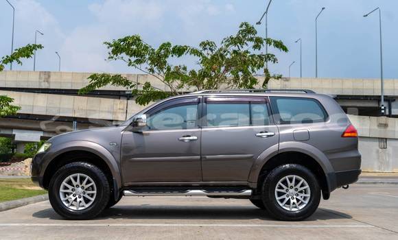 Buy Used Mitsubishi Pajero Sport Brown Car in Bangkok in Bangkok Buy Used Mitsubishi Pajero Sport Brown Car in Bangkok in Bangkok