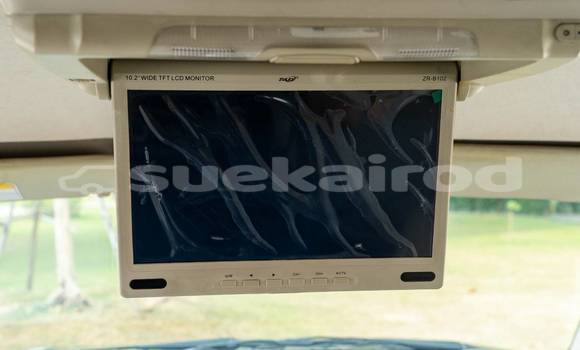 Buy Used Mitsubishi Pajero Sport Brown Car in Bangkok in Bangkok Buy Used Mitsubishi Pajero Sport Brown Car in Bangkok in Bangkok