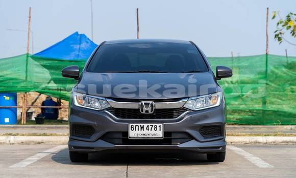 ซื้อ รถมือสอง Honda City อื่น ๆ รถยนต์ ใน %{เมือง} ใน กรุงเทพมหานคร
