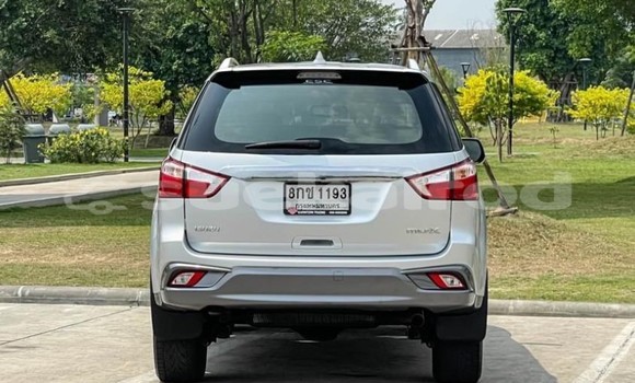 Buy Used Isuzu MU-X Other Car in Bangkok in Bangkok Buy Used Isuzu MU-X Other Car in Bangkok in Bangkok