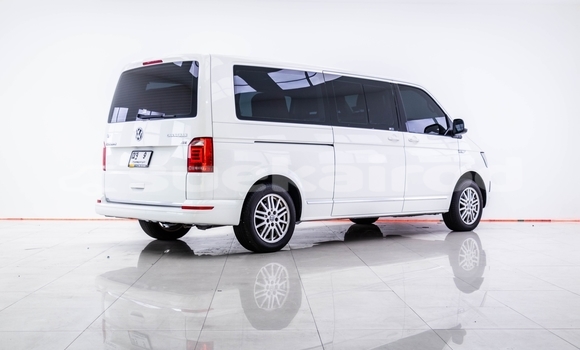 ซื้อ รถมือสอง Volkswagen Caravelle ขาว รถยนต์ ใน %{เมือง} ใน กรุงเทพมหานคร ซื้อ รถมือสอง Volkswagen Caravelle ขาว รถยนต์ ใน %{เมือง} ใน กรุงเทพมหานคร