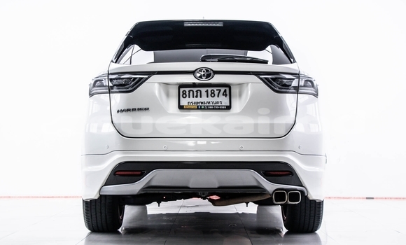 ซื้อ รถมือสอง Toyota Harrier ขาว รถยนต์ ใน %{เมือง} ใน กรุงเทพมหานคร ซื้อ รถมือสอง Toyota Harrier ขาว รถยนต์ ใน %{เมือง} ใน กรุงเทพมหานคร