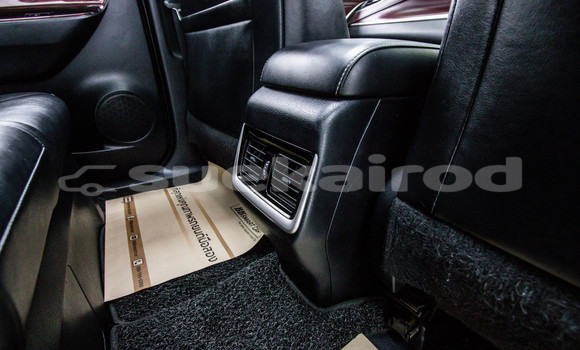 Buy Used Toyota Harrier White Car in Bangkok in Bangkok Buy Used Toyota Harrier White Car in Bangkok in Bangkok