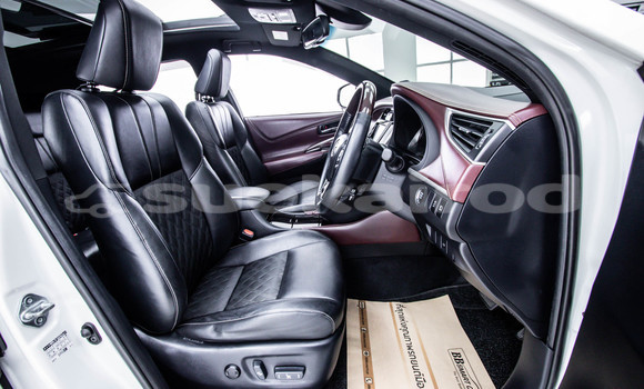 Buy Used Toyota Harrier White Car in Bangkok in Bangkok Buy Used Toyota Harrier White Car in Bangkok in Bangkok