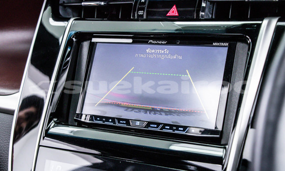 Buy Used Toyota Harrier White Car in Bangkok in Bangkok Buy Used Toyota Harrier White Car in Bangkok in Bangkok