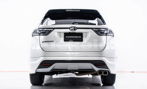 Buy Used Toyota Harrier White Car in Bangkok in Bangkok Buy Used Toyota Harrier White Car in Bangkok in Bangkok