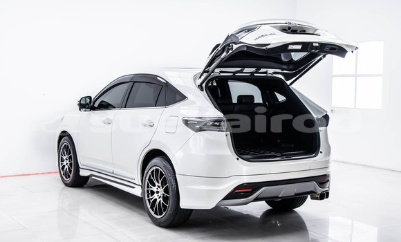 Buy Used Toyota Harrier White Car in Bangkok in Bangkok Buy Used Toyota Harrier White Car in Bangkok in Bangkok