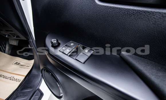 Buy Used Toyota Hiluxe Revo White Car in Bangkok in Bangkok Buy Used Toyota Hiluxe Revo White Car in Bangkok in Bangkok