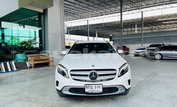 ซื้อ รถมือสอง Mercedes‒Benz GLK–Class ขาว รถยนต์ ใน %{เมือง} ใน กรุงเทพมหานคร