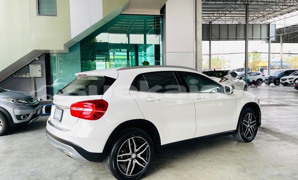 ซื้อ รถมือสอง Mercedes‒Benz GLK–Class ขาว รถยนต์ ใน %{เมือง} ใน กรุงเทพมหานคร ซื้อ รถมือสอง Mercedes‒Benz GLK–Class ขาว รถยนต์ ใน %{เมือง} ใน กรุงเทพมหานคร