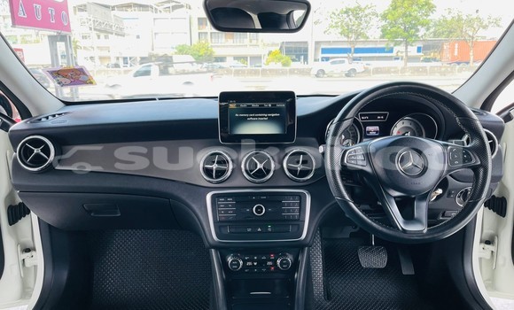 ซื้อ รถมือสอง Mercedes‒Benz GLK–Class ขาว รถยนต์ ใน %{เมือง} ใน กรุงเทพมหานคร ซื้อ รถมือสอง Mercedes‒Benz GLK–Class ขาว รถยนต์ ใน %{เมือง} ใน กรุงเทพมหานคร