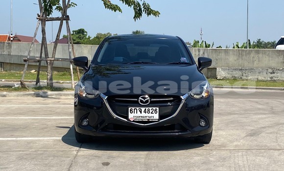 ซื้อ รถมือสอง Mazda 2 สีดำ รถยนต์ ใน %{เมือง} ใน กรุงเทพมหานคร