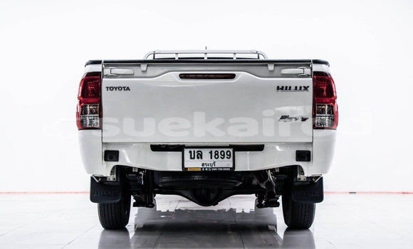 Buy Used Toyota Hiluxe Revo White Car in Bangkok in Bangkok Buy Used Toyota Hiluxe Revo White Car in Bangkok in Bangkok