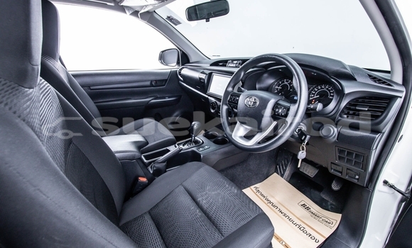 Buy Used Toyota Hiluxe Revo White Car in Bangkok in Bangkok Buy Used Toyota Hiluxe Revo White Car in Bangkok in Bangkok