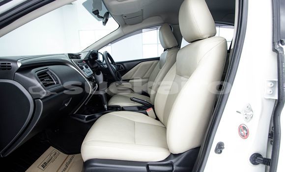 Buy Used Honda City White Car in Bangkok in Bangkok Buy Used Honda City White Car in Bangkok in Bangkok