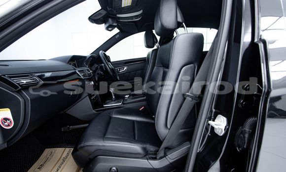 ซื้อ รถมือสอง Mercedes-Benz E-Classe สีดำ รถยนต์ ใน %{เมือง} ใน กรุงเทพมหานคร ซื้อ รถมือสอง Mercedes-Benz E-Classe สีดำ รถยนต์ ใน %{เมือง} ใน กรุงเทพมหานคร