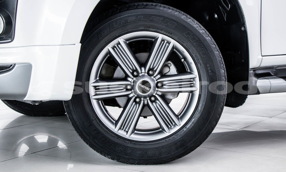 Buy Used Isuzu D-Max White Car in Bangkok in Bangkok Buy Used Isuzu D-Max White Car in Bangkok in Bangkok