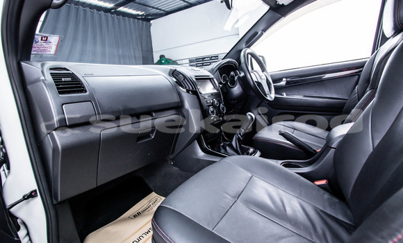 Buy Used Isuzu D-Max White Car in Bangkok in Bangkok Buy Used Isuzu D-Max White Car in Bangkok in Bangkok