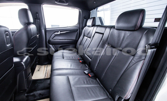 Buy Used Isuzu D-Max White Car in Bangkok in Bangkok Buy Used Isuzu D-Max White Car in Bangkok in Bangkok