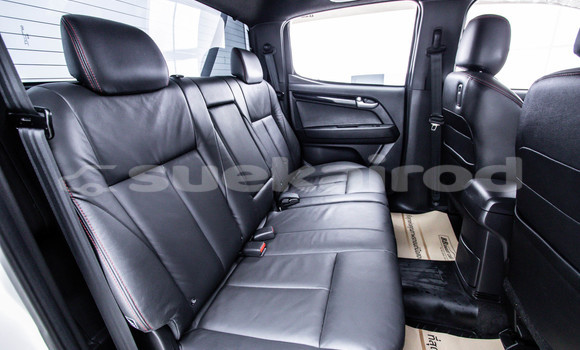 Buy Used Isuzu D-Max White Car in Bangkok in Bangkok Buy Used Isuzu D-Max White Car in Bangkok in Bangkok