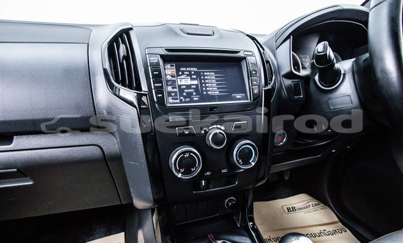 Buy Used Isuzu D-Max White Car in Bangkok in Bangkok Buy Used Isuzu D-Max White Car in Bangkok in Bangkok