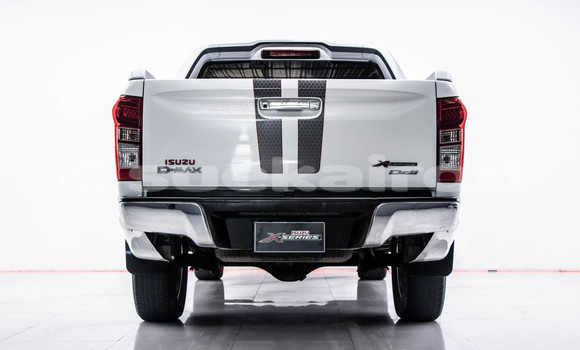 Buy Used Isuzu D-Max White Car in Bangkok in Bangkok Buy Used Isuzu D-Max White Car in Bangkok in Bangkok